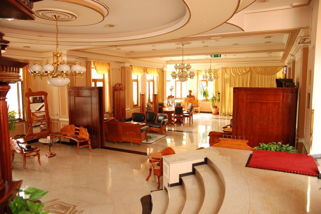 Hotel Villa Majur Subotica Exteriör bild